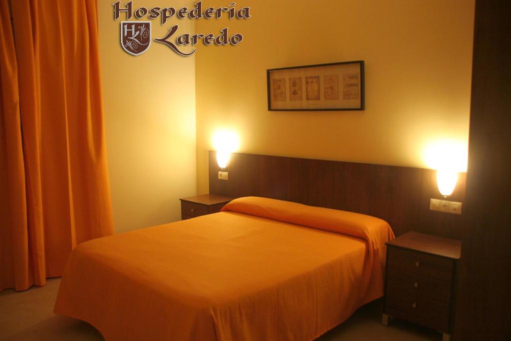 Hospederia Laredo Hotel La Carlota Room photo