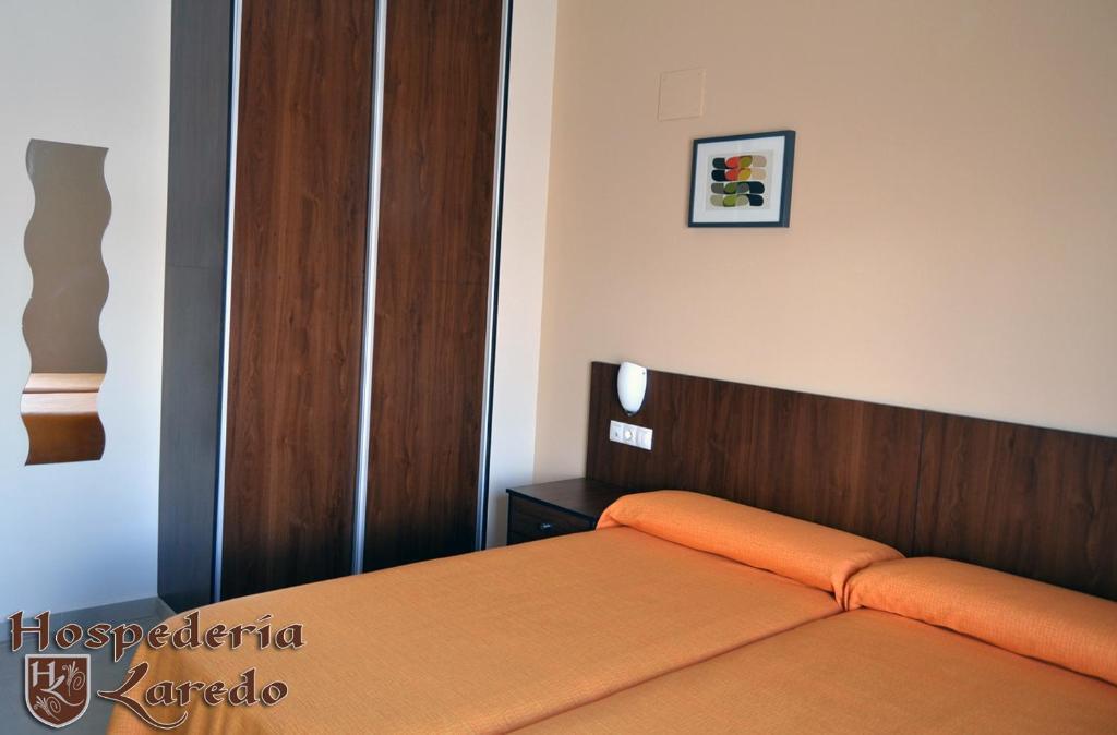 Hospederia Laredo Hotel La Carlota Room photo