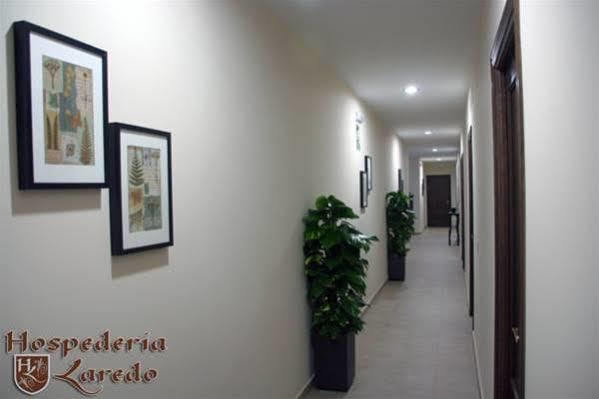 Hospederia Laredo Hotel La Carlota Exterior photo